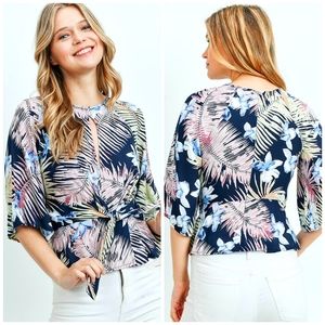 Tropical print blouse 🤩🤩🤩